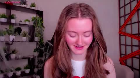 Kate online show from October 28, 2025, 2:37 am