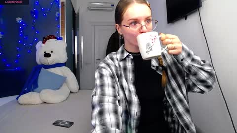 .Be kind and gentle with me and I will do my best for you.   online show from January 7, 2025, 7:52 am