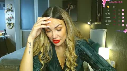 Therapist online show from November 12, 2025, 8:52 pm