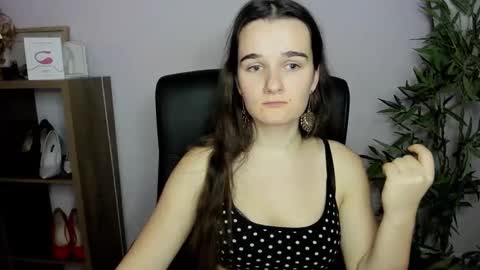 Snapshot of katedesire chatting on December 8, 2024, 2:30 pm Kate online show from December 8, 2024, 2:30 pm