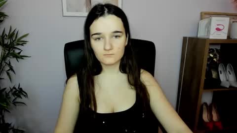 Snapshot of katedesire chatting on February 9, 2025, 7:27 am Kate online show from February 9, 2025, 7:27 am