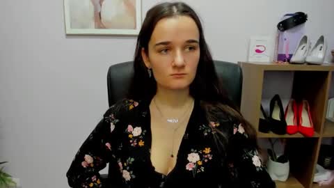 Snapshot of katedesire chatting on November 29, 2025, 7:55 am Kate online show from November 29, 2025, 7:55 am