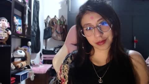 Snapshot of kateeen18 chatting on October 26, 2025, 2:06 am Kateeen18 online show from October 26, 2025, 2:06 am