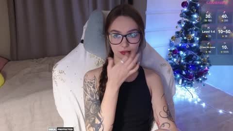 Snapshot of kateleoo chatting on December 10, 2024, 3:01 pm Im Kate online show from December 10, 2024, 3:01 pm