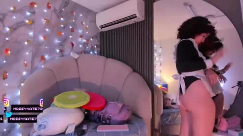 Im Katherine but call me Kate  online show from November 10, 2025, 12:37 pm