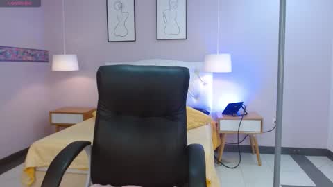 Snapshot of katerinx chatting on December 3, 2025, 7:34 pm katerin online show from December 3, 2025, 7:34 pm