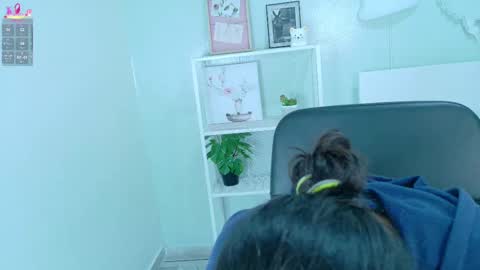 Snapshot of kathe_sweetness chatting on September 19, 2025, 11:44 am K A T H E online show from September 19, 2025, 11:44 am
