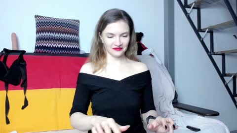 Snapshot of katherinemidnight chatting on January 23, 2025, 3:43 pm Katherine online show from January 23, 2025, 3:43 pm