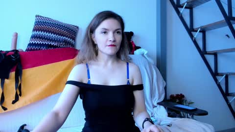 Snapshot of katherinemidnight chatting on February 2, 2025, 10:35 am Katherine online show from February 2, 2025, 10:35 am