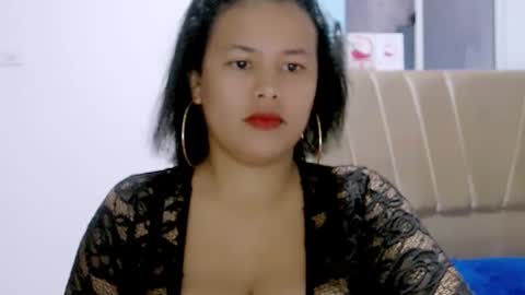 natalia online show from October 25, 2025, 12:34 pm