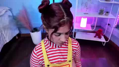 Snapshot of kathia_saenz chatting on October 2, 2025, 4:08 am Kathia  online show from October 2, 2025, 4:08 am