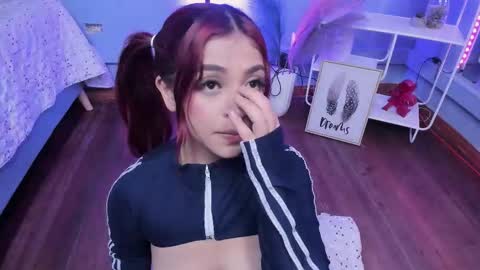 Kathia  online show from December 16, 2025, 3:55 am