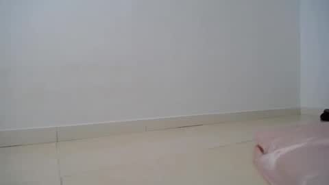 Kathy Pierce online show from November 10, 2025, 9:03 pm