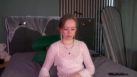 Snapshot of kathystewart chatting on November 3, 2025, 6:14 am Kathy online show from November 3, 2025, 6:14 am