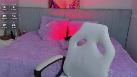 Katia online show from November 4, 2025, 10:25 am