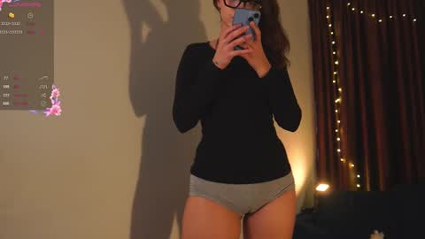 Snapshot of katie________ chatting on March 5, 2025, 10:22 am Katienext stream online show from March 5, 2025, 10:22 am