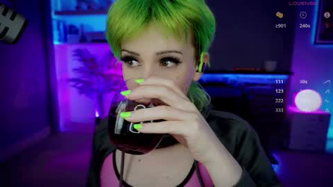 Snapshot of katie_cutie_ts chatting on October 24, 2025, 7:54 pm Katie online show from October 24, 2025, 7:54 pm