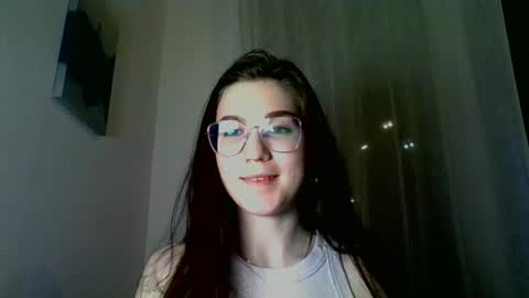 Snapshot of katie_foxi chatting on January 27, 2025, 12:01 am katie_foxi online show from January 27, 2025, 12:01 am