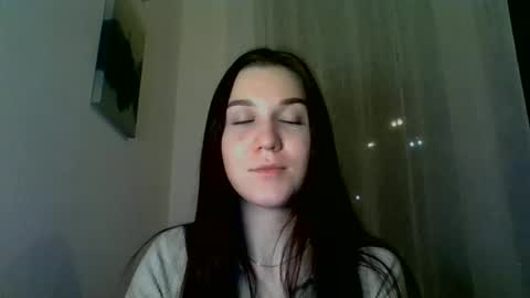 Snapshot of katie_foxi chatting on February 20, 2025, 6:35 pm katie_foxi online show from February 20, 2025, 6:35 pm