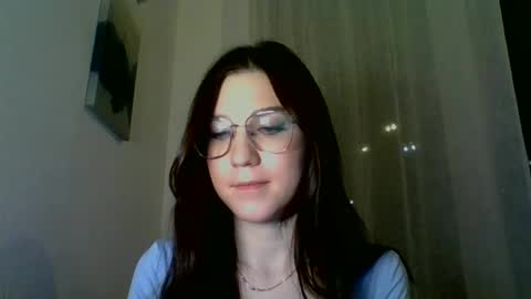 Snapshot of katie_foxi chatting on February 21, 2025, 8:16 pm katie_foxi online show from February 21, 2025, 8:16 pm
