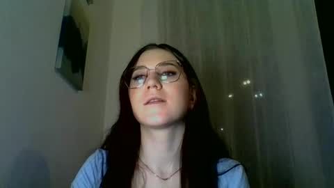 Snapshot of katie_foxi chatting on February 21, 2025, 11:21 pm katie_foxi online show from February 21, 2025, 11:21 pm