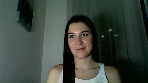 katie_foxi online show from November 12, 2025, 5:35 pm