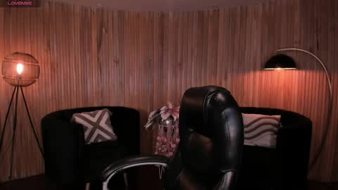 Kate Stonne online show from November 20, 2025, 3:07 am