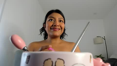 Snapshot of katnees_correa chatting on October 22, 2025, 6:57 am Follow me on instagram and twitter as correaktnees online show from October 22, 2025, 6:57 am