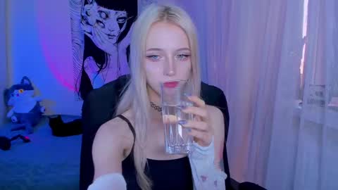 Snapshot of katorysan chatting on March 7, 2025, 2:34 pm Katory online show from March 7, 2025, 2:34 pm