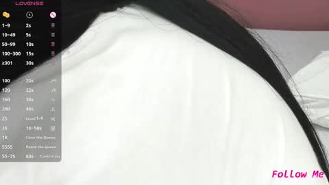  Katriana  online show from November 22, 2025, 10:31 pm