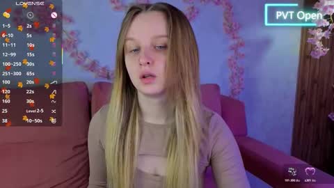 Snapshot of katrina_bail chatting on November 24, 2025, 1:05 am Katrina Bail online show from November 24, 2025, 1:05 am