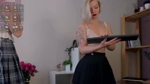 Snapshot of katrina_carter chatting on September 16, 2025, 3:29 am katrina_carter online show from September 16, 2025, 3:29 am