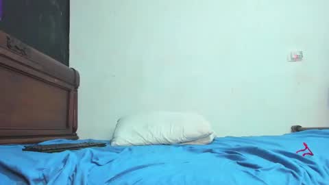 Snapshot of katrinadj chatting on February 3, 2025, 7:10 pm Marce online show from February 3, 2025, 7:10 pm