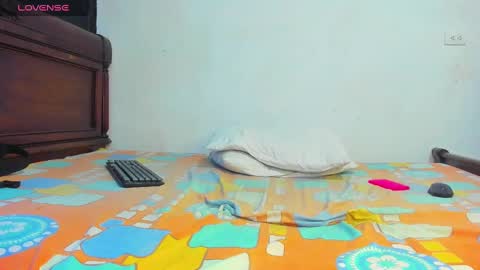 Snapshot of katrinadj chatting on February 17, 2025, 3:53 pm Marce online show from February 17, 2025, 3:53 pm