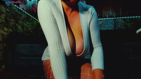 KatrineDenev online show from November 29, 2025, 4:54 pm