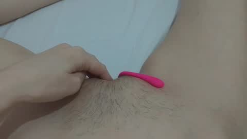 Snapshot of katrinna_arinna chatting on January 9, 2025, 3:04 am katrina dont forget to give me thumbs up online show from January 9, 2025, 3:04 am