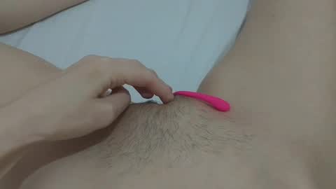 Snapshot of katrinna_arinna chatting on January 12, 2025, 11:50 am katrina dont forget to give me thumbs up online show from January 12, 2025, 11:50 am