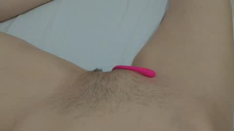 Snapshot of katrinna_arinna chatting on January 14, 2025, 12:11 am katrina dont forget to give me thumbs up online show from January 14, 2025, 12:11 am