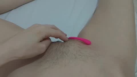 Snapshot of katrinna_arinna chatting on January 14, 2025, 10:06 am katrina dont forget to give me thumbs up online show from January 14, 2025, 10:06 am