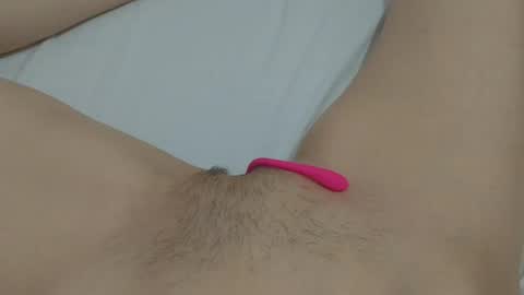 Snapshot of katrinna_arinna chatting on January 19, 2025, 9:55 am katrina dont forget to give me thumbs up online show from January 19, 2025, 9:55 am