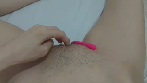 Snapshot of katrinna_arinna chatting on January 25, 2025, 12:27 am katrina dont forget to give me thumbs up online show from January 25, 2025, 12:27 am