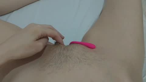 Snapshot of katrinna_arinna chatting on January 25, 2025, 11:44 am katrina dont forget to give me thumbs up online show from January 25, 2025, 11:44 am