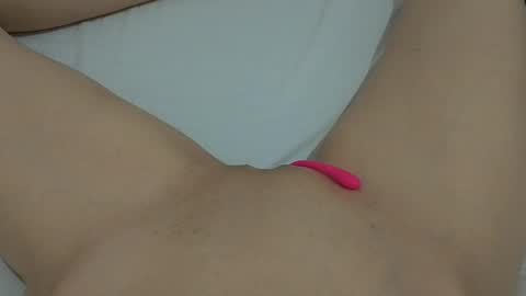 Snapshot of katrinna_arinna chatting on February 14, 2025, 7:12 pm katrina dont forget to give me thumbs up online show from February 14, 2025, 7:12 pm