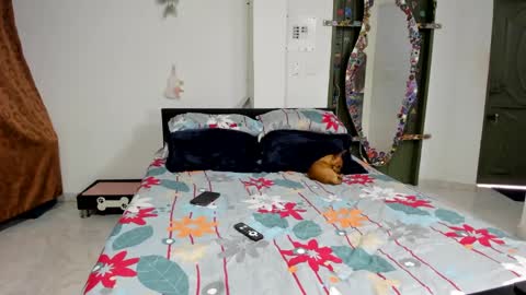 Katrin  online show from September 30, 2025, 8:58 pm