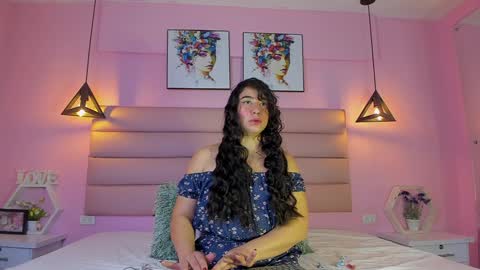 Snapshot of katta_giil chatting on January 29, 2025, 12:35 pm Katta online show from January 29, 2025, 12:35 pm