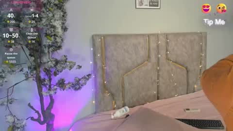 Snapshot of kattejordan chatting on November 4, 2025, 3:49 am Katerine online show from November 4, 2025, 3:49 am