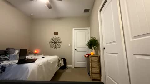 Snapshot of kattnip44 chatting on October 18, 2025, 12:02 am Josie live show Tuesday Wednesday and Thursday online show from October 18, 2025, 12:02 am