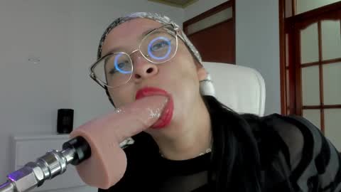 Katty online show from January 14, 2025, 8:59 pm