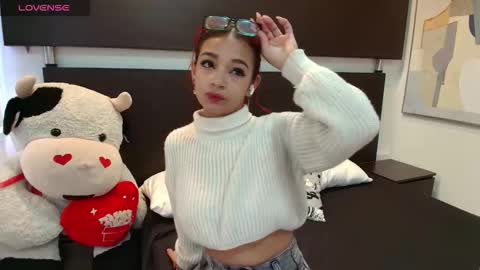 Snapshot of katty_rounds chatting on November 29, 2025, 12:08 pm katty_rounds online show from November 29, 2025, 12:08 pm