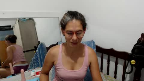 Snapshot of kattydirty144 chatting on February 13, 2025, 10:12 am angel online show from February 13, 2025, 10:12 am